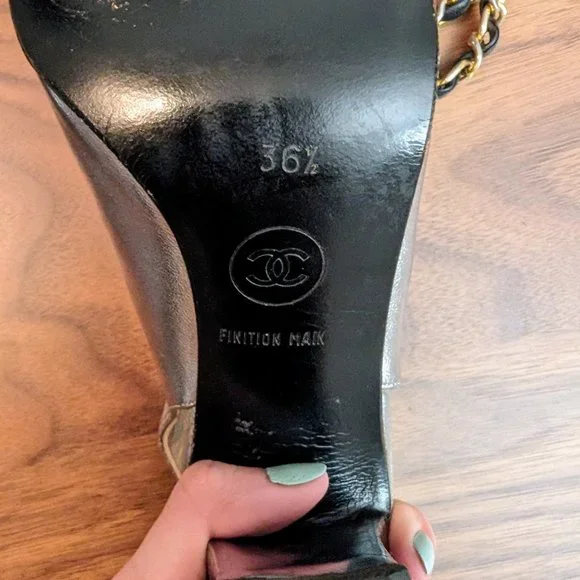 Vintage Chanel Silver Cap Toe Slingback Block Heel Pumps, Sz 36 - Picture 10 of 10